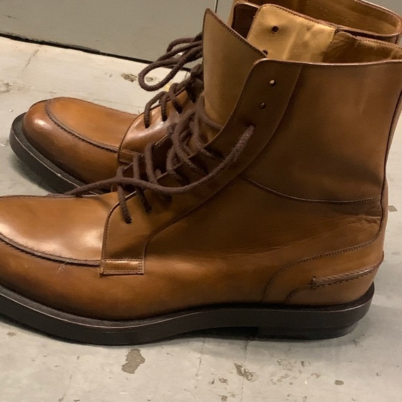 Men’s Brown Gucci Leather Boots 10.5 - Picture 2 of 6